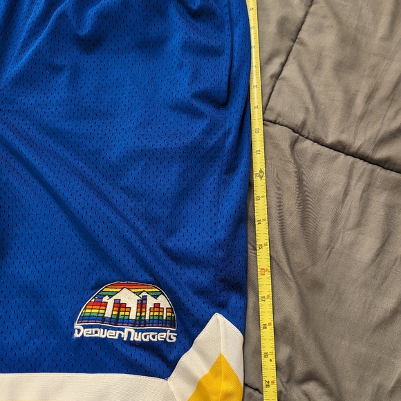 Adidas Denver Nuggets basketball shorts size L-XL - Picture 7 of 7